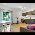 Falesia Modern Flat W/Balcony & Pool By Lovelystay